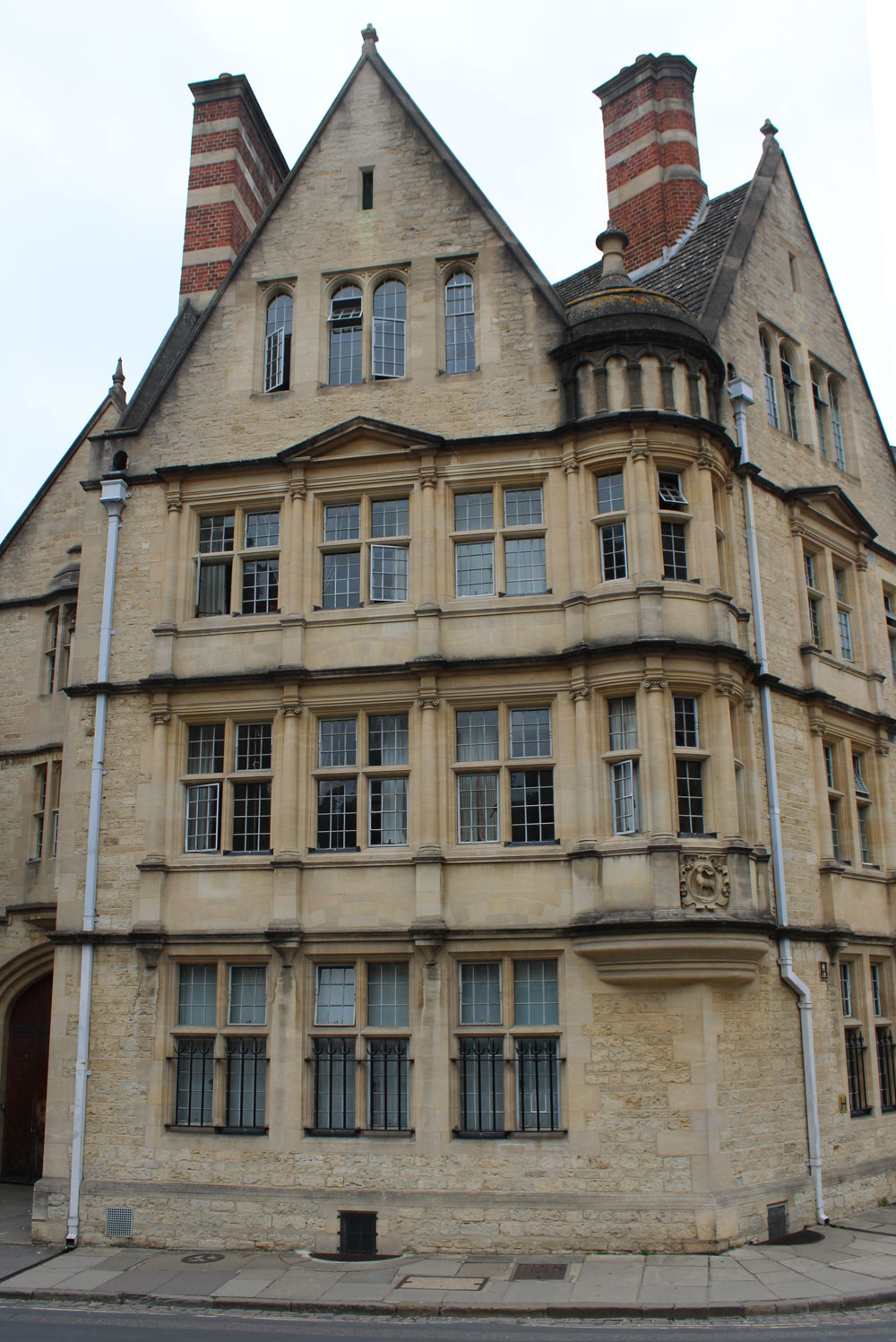 The building now on the site of 28 Broad Street