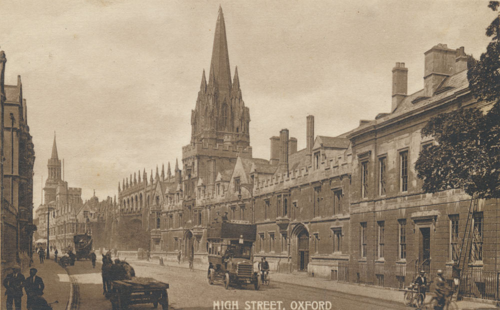 An early motorbus
