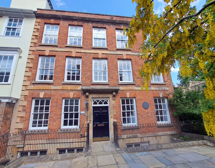 7 New College Lane
