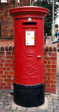 Pillar box at Walton Street