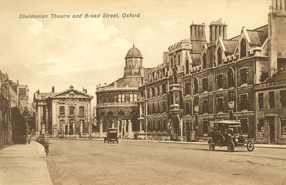 Clarendon end of Broad Street, with some early cars
