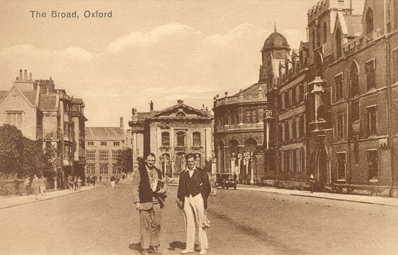 Students standing in Broad Street