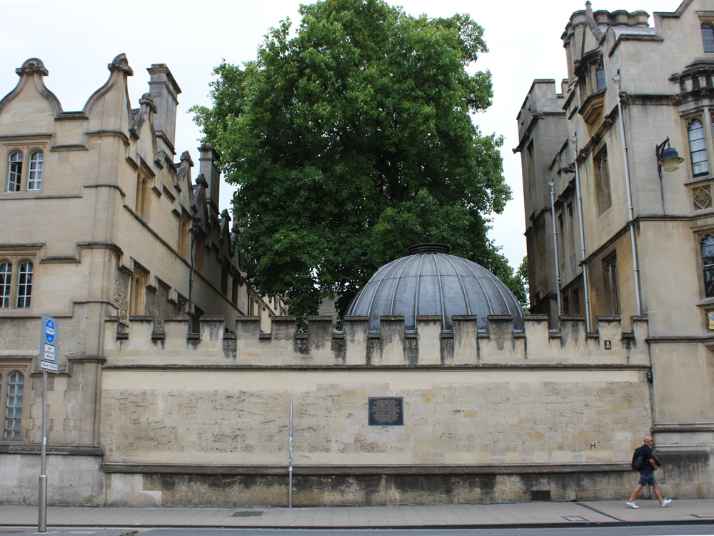 Shelley Memorial enclosure