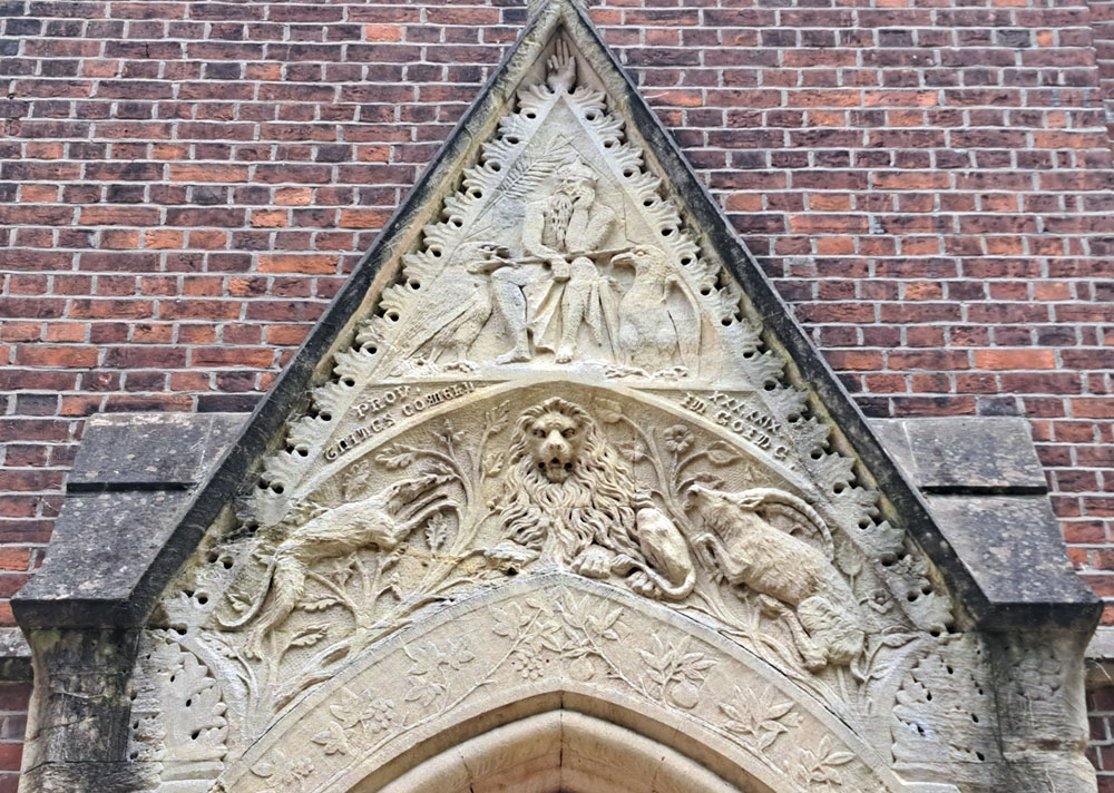 Inscription over 62 Banbury Road