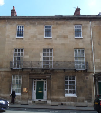 19 Beaumont Street