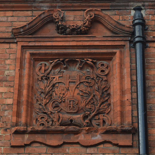 Plaque at 27 Banbury Road